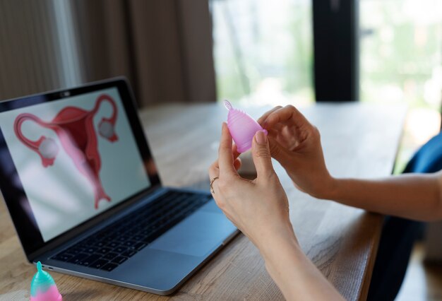 Tracking Fertility with Hormone Detection: A Comprehensive Guide for Women